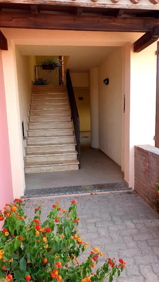 Dimora Rena Dorada - Apartment In Pula, Sardinia, Italy Kültér fotó
